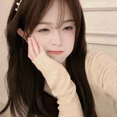 小丑面前